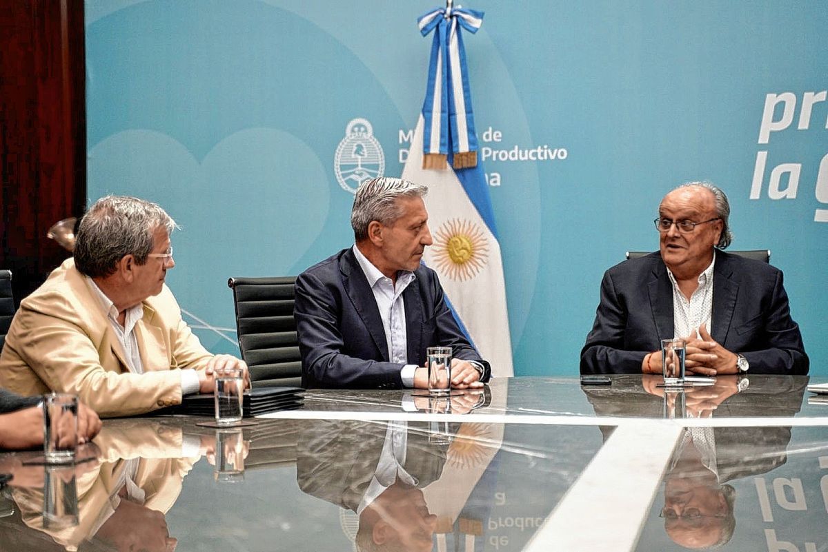 Gestiones de Chubut ante Nación: compensación por zona desfavorable, y reembolsos por puertos patagónicos