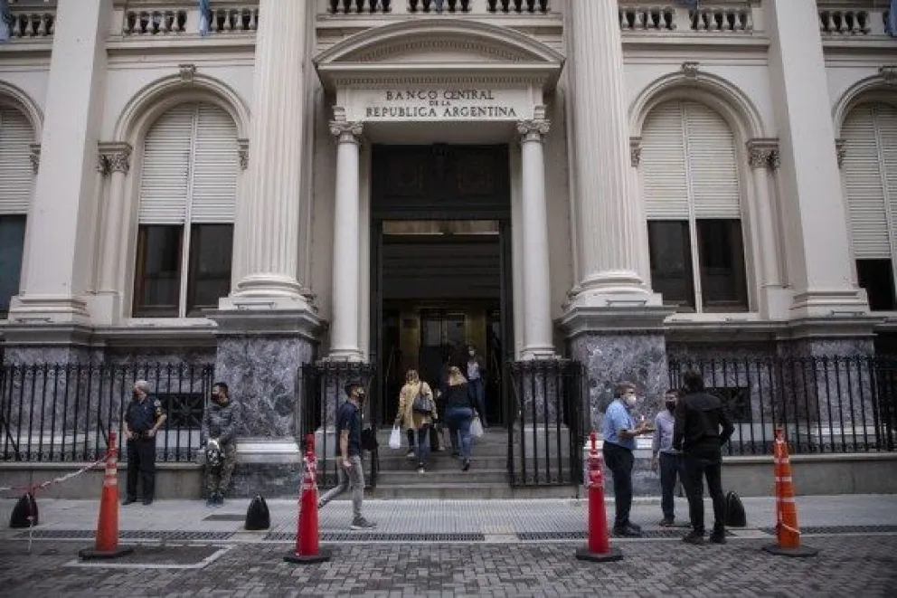 Comitiva del FMI culmina visita en Argentina para evaluar metas económicas del acuerdo financiero