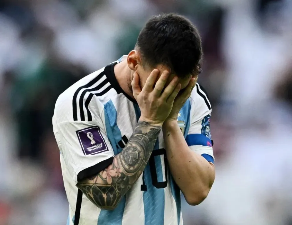Messi tuvo un debut complicado en el Mundial de Qatar 2022