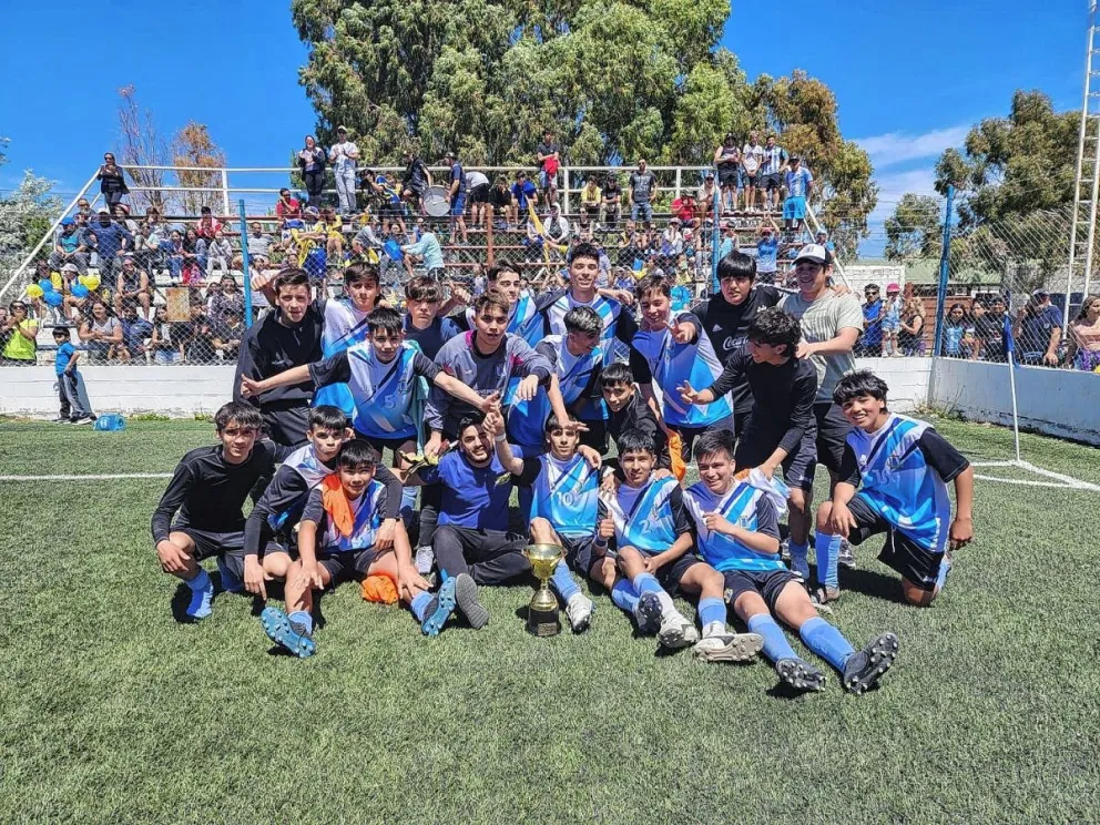 Tiro Federal, Laprida y Universitario; campeones