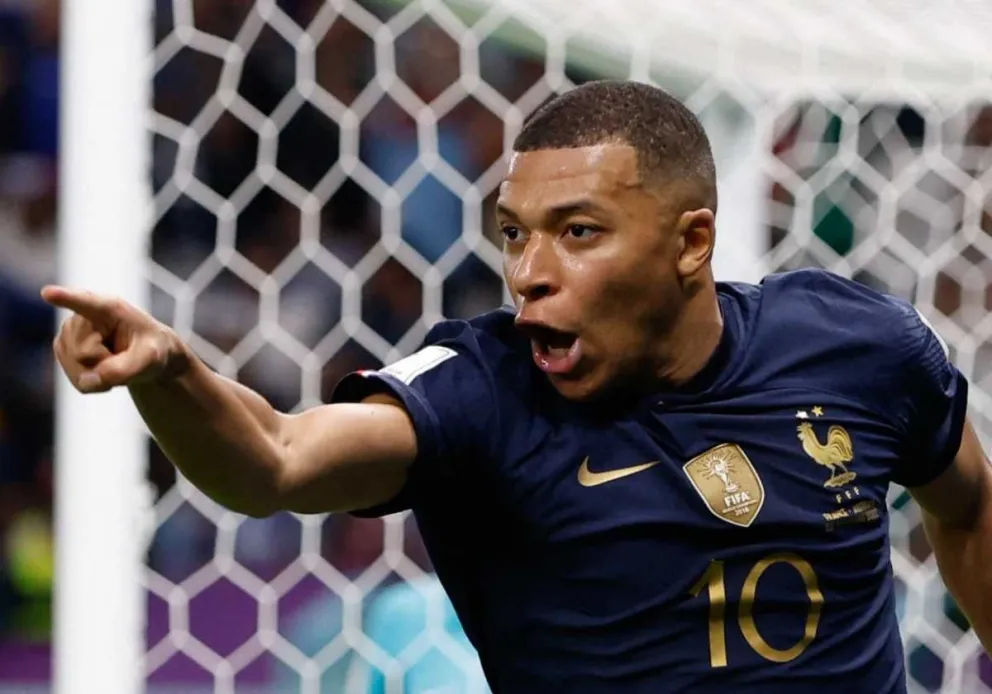 Francia cumplió con la lógica y goleó a Australia