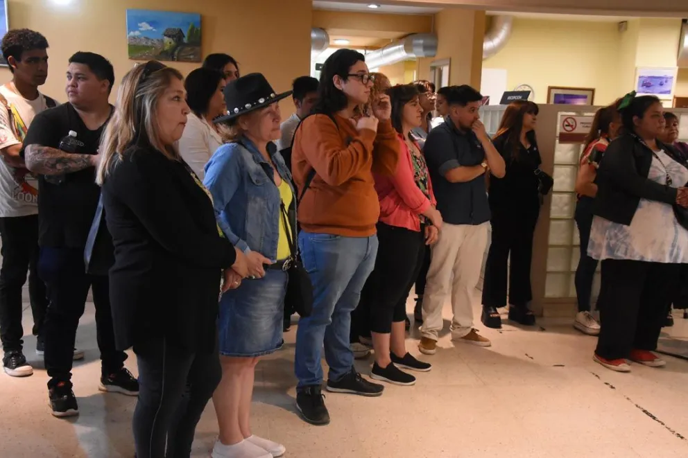 Se inauguró la muestra “La deuda es con nosotrxs” en el marco del Día de la Memoria Trans