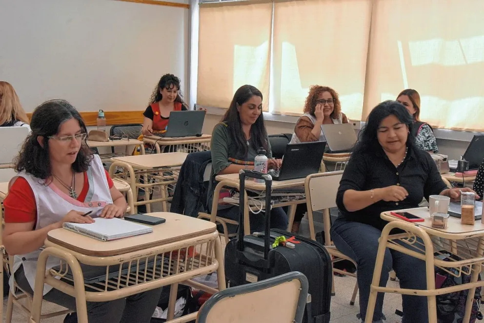 Malestar de docentes en el Concurso de Ascenso Jerárquico, por no tener conectividad para rendir