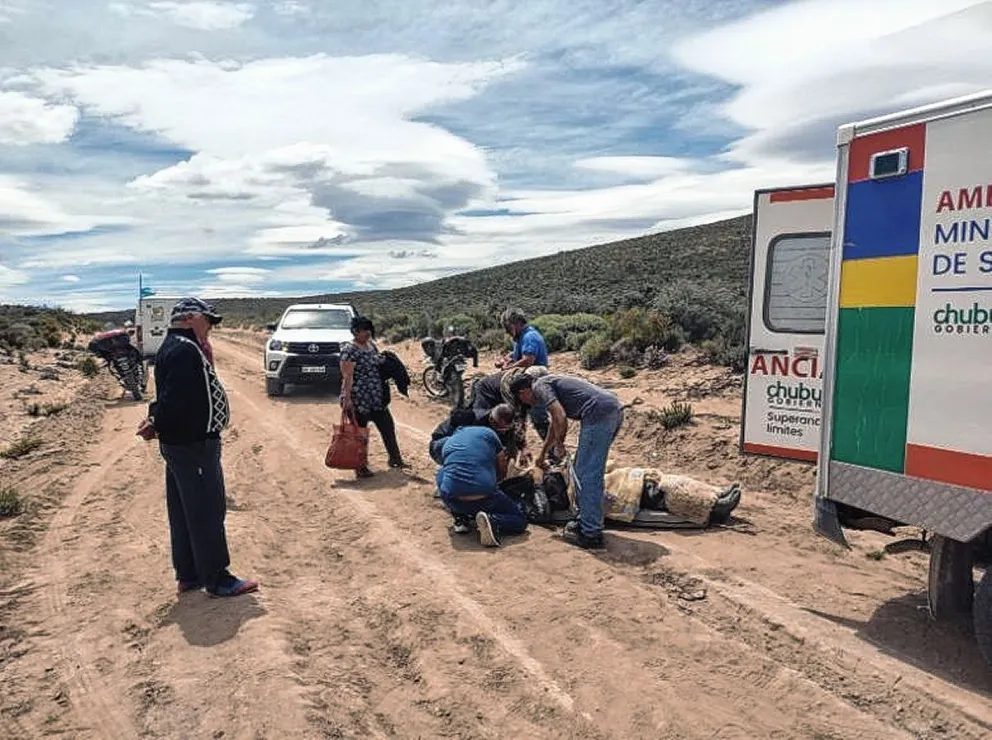 Motoquero solidario de Comodoro sufrió grave accidente y se encuentra en terapia