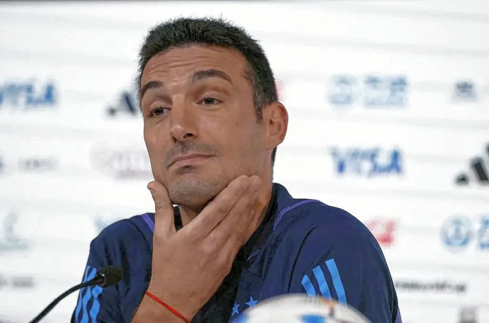 Scaloni planea cambios en Argentina, pero tampoco se espera que tire la casa por la ventana