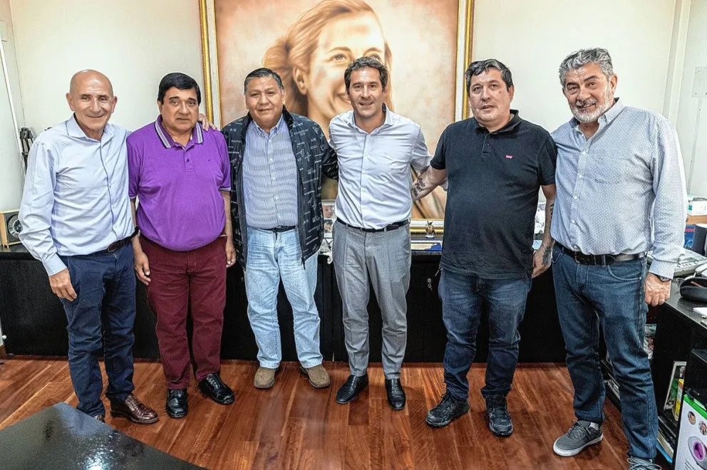Luque recibió a los principales referentes gremiales de Comodoro en su camino a la gobernación