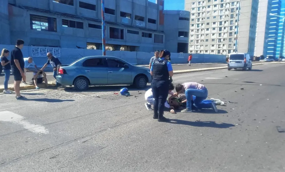 Un motociclista en coma y una menor  de 4 años herida tras un accidente