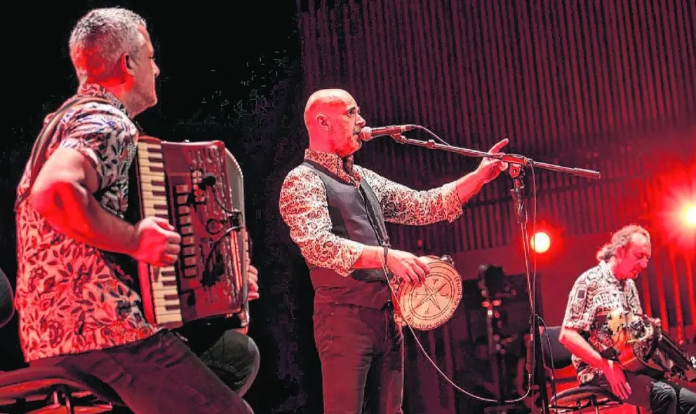Xabier Díaz: “Tengo una sensación  de familiaridad con el folclore argentino” 