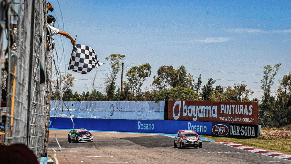 Renzo Blotta gana su primera carrera en el Turismo Nacional