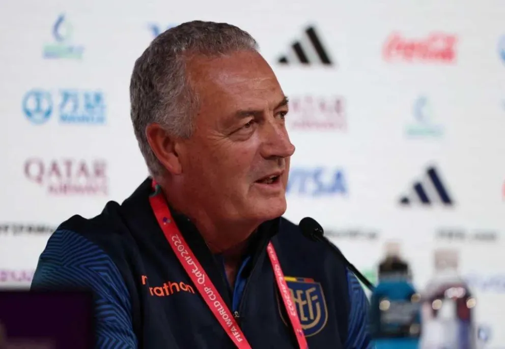 Alfaro sueña con los octavos: "Queremos hacer la mejor Copa del Mundo de la historia de Ecuador"