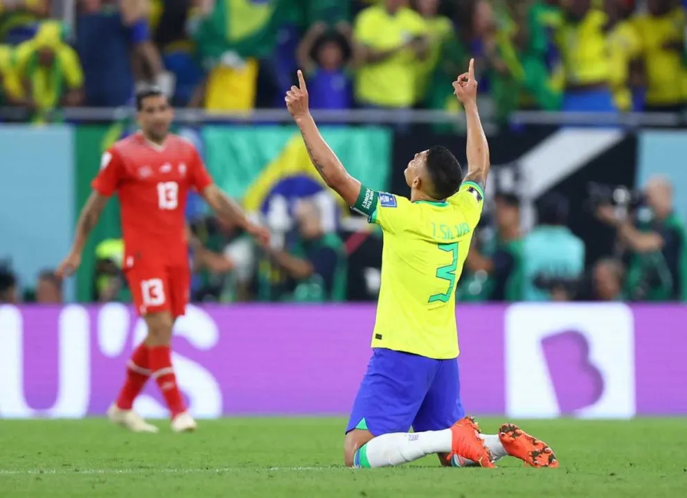 Brasil le ganó a Suiza y se clasificó a octavos de final del Mundial