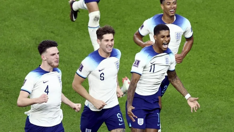 Inglaterra goleó a Gales y se enfrentará con Senegal en octavos del Mundial