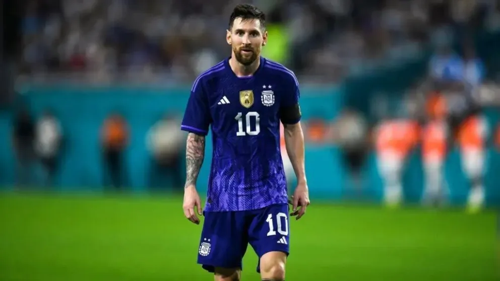 Messi superó a Maradona y se convirtió en el futbolista argentino con más presencias en un Mundial