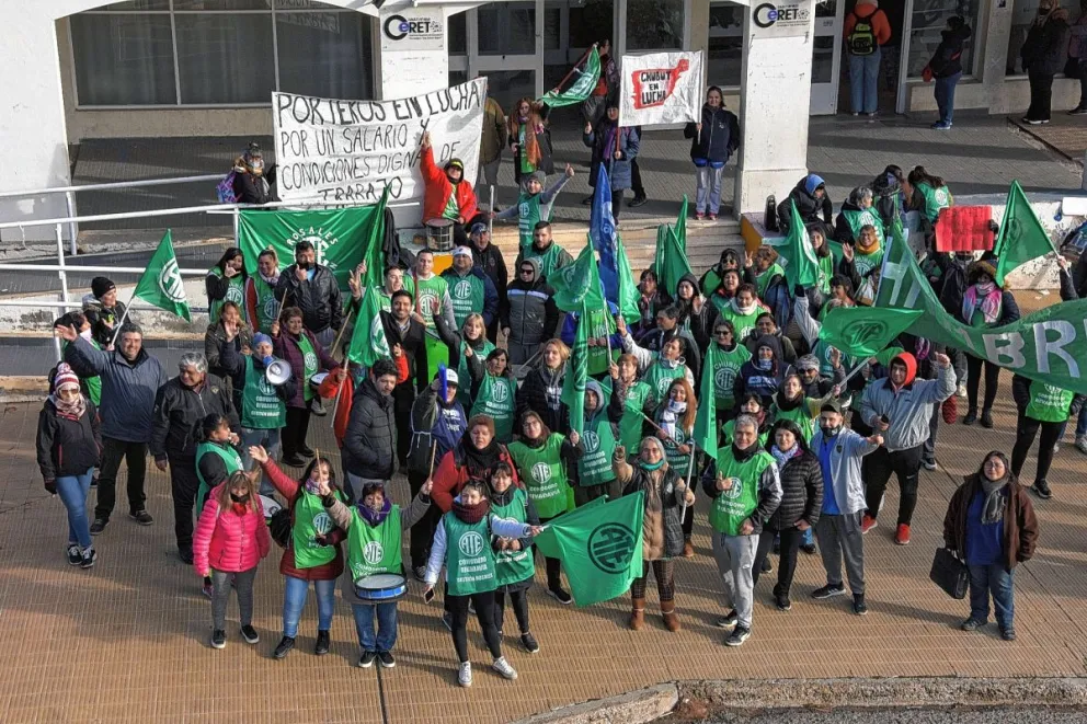 Se dictó la conciliación obligatoria por el conflicto con los gremios de salud pública
