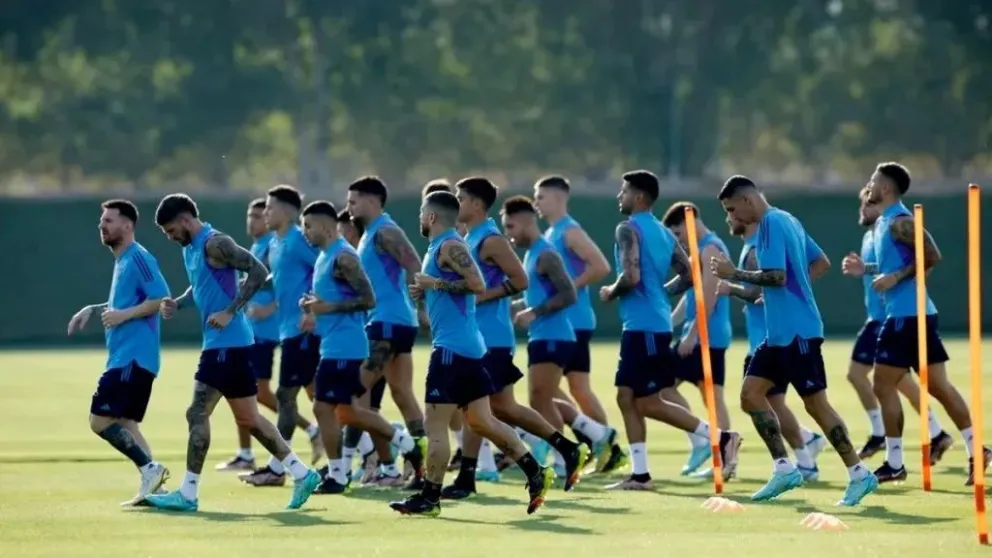 Entrenamiento, encuentro con familiares y asado: así será el día de la Selección post victoria con Polonia