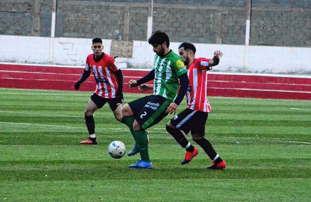 Laprida visita a Roca, apuntando al ascenso directo
