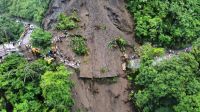 Colombia: al menos 33 muertos en autobús sepultado por alud