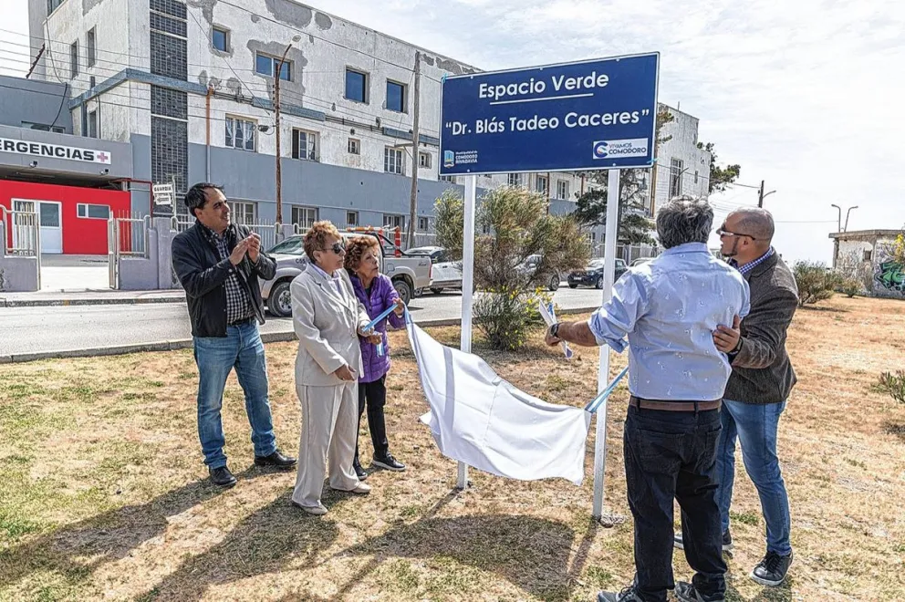Homenajearon a vecinos históricos de Km. 3