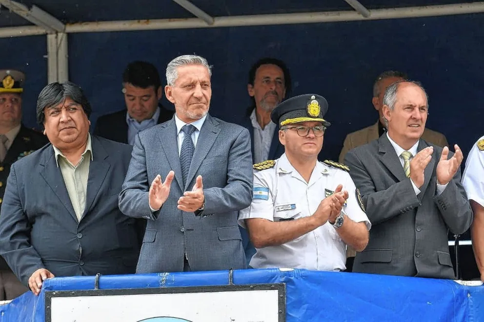 Arcioni encabezó el acto por el 65° Aniversario del Día de la Policía del Chubut
