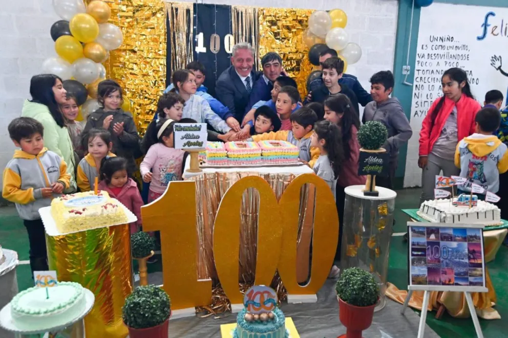Aldea Apeleg celebra su 100° Aniversario