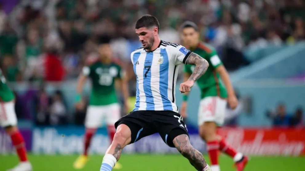 Con De Paul como titular y cambio de esquema, la formación de Argentina para el partido con Países Bajos