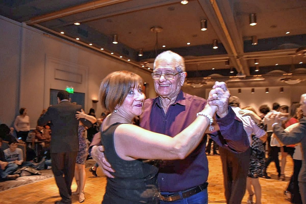 Acto y Milonga en vivo en el Día del Tango
