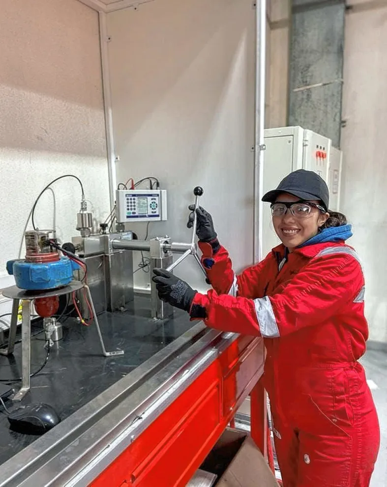 Mujeres en el petróleo, ayer y hoy