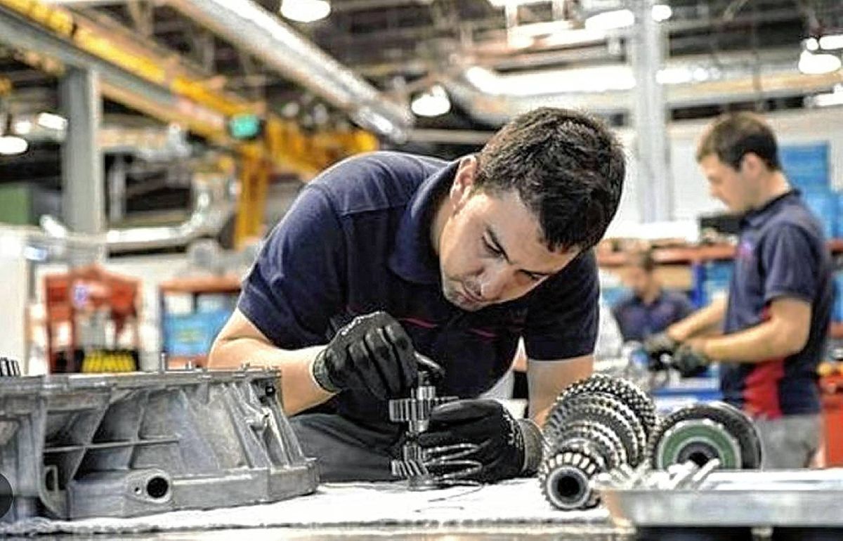 El Gobierno fijará un bono de fin de año para asalariados y beneficiarios del Potenciar Trabajo