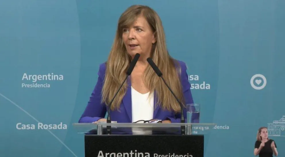 "No hay ninguna decisión tomada", aclaró Cerruti sobre la posibilidad de que Alberto Fernández viaje a la final del Mundial