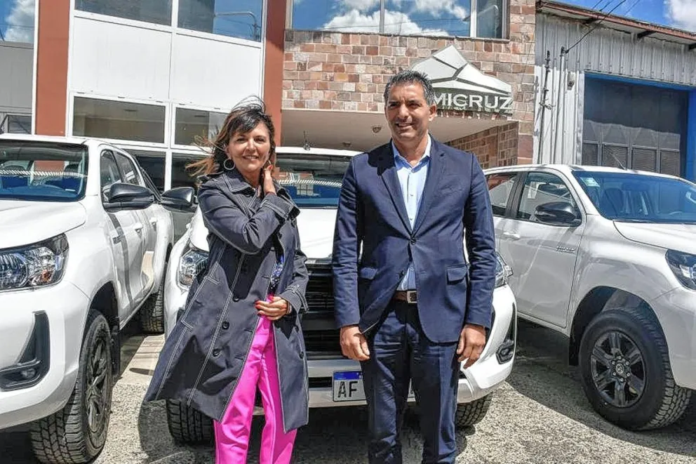 Minería: FoMiCruz incorporó cuatro vehículos para las campañas exploratorias
