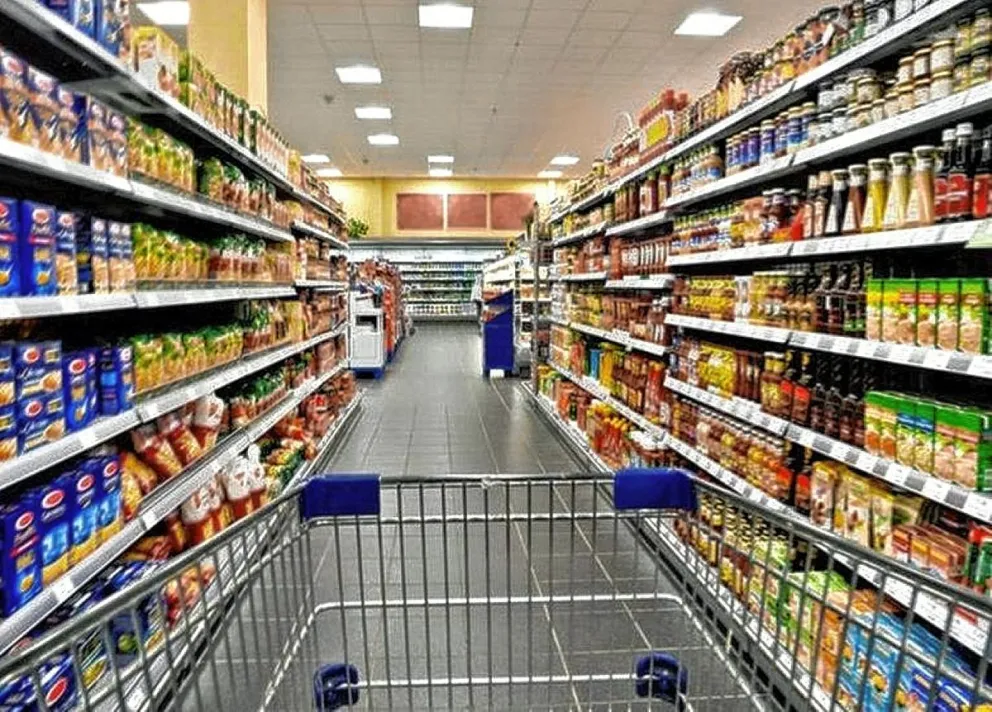 Los supermercados tendrán horario especial por la Final del Mundial