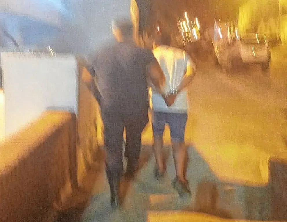 Mujer violentamente atacada a escasos metros de una Comisaría