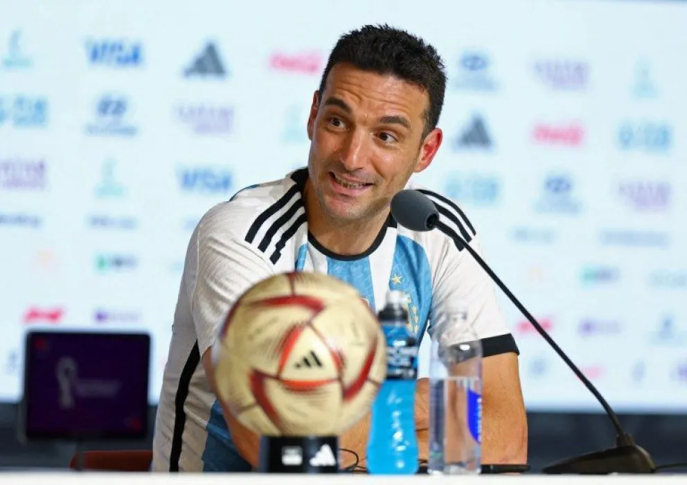 Lionel Scaloni: "Iremos a festejar con la gente porque merecen hacerlo con los campeones"