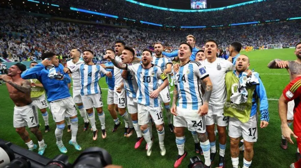 Video: los jugadores actualizaron el icónico cántico de la hinchada argentina