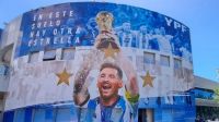 Nuevo mural en Ezeiza para recibir a los campeones del mundo