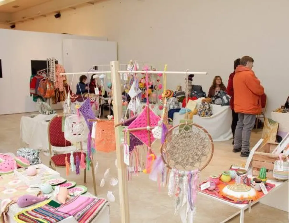 Feria de emprendedores y artesanos en Rada Tilly