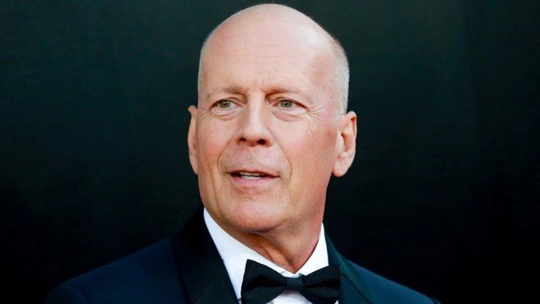 Sospechan que un accidente en un set habría desencadenado la enfermedad de Bruce Willis