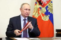 Putin prohíbe exportar crudo ruso a los países que impusieron tope de precios
