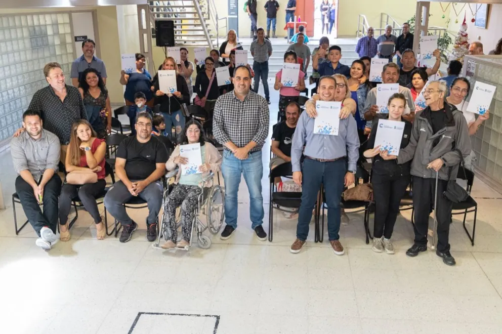 El Municipio participó de la entrega de ayuda económica a familias comodorenses por parte del gobierno nacional