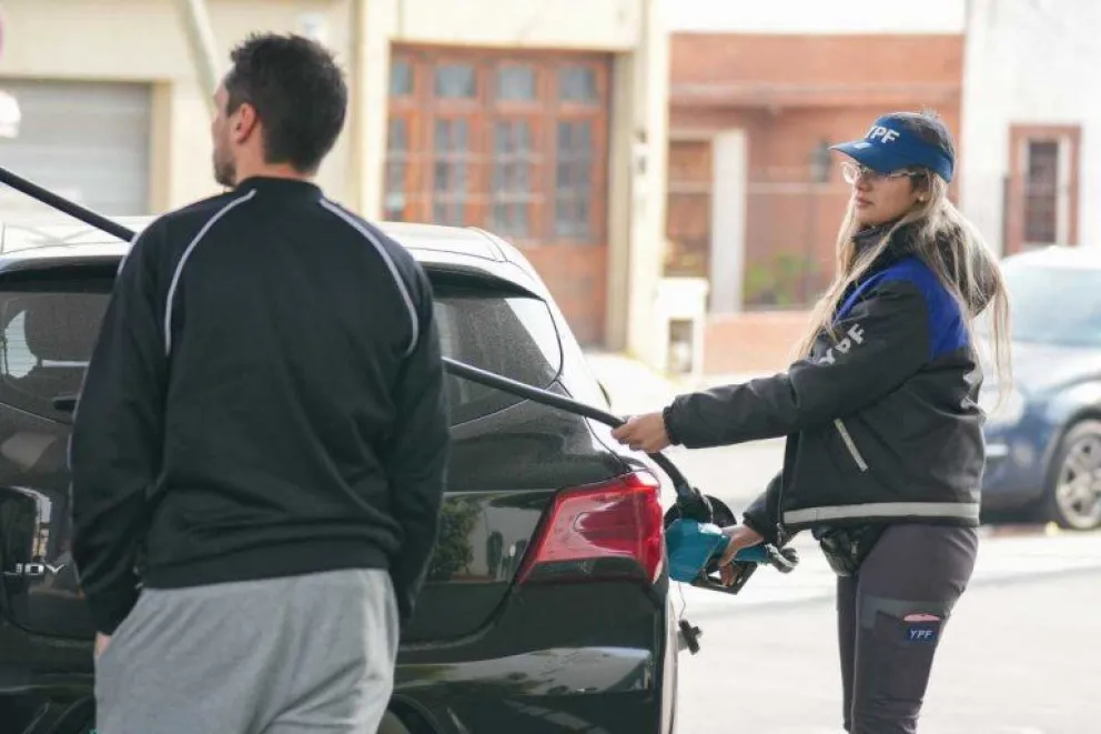 Los precios de las naftas y el gasoil vuelven a subir desde esta semana