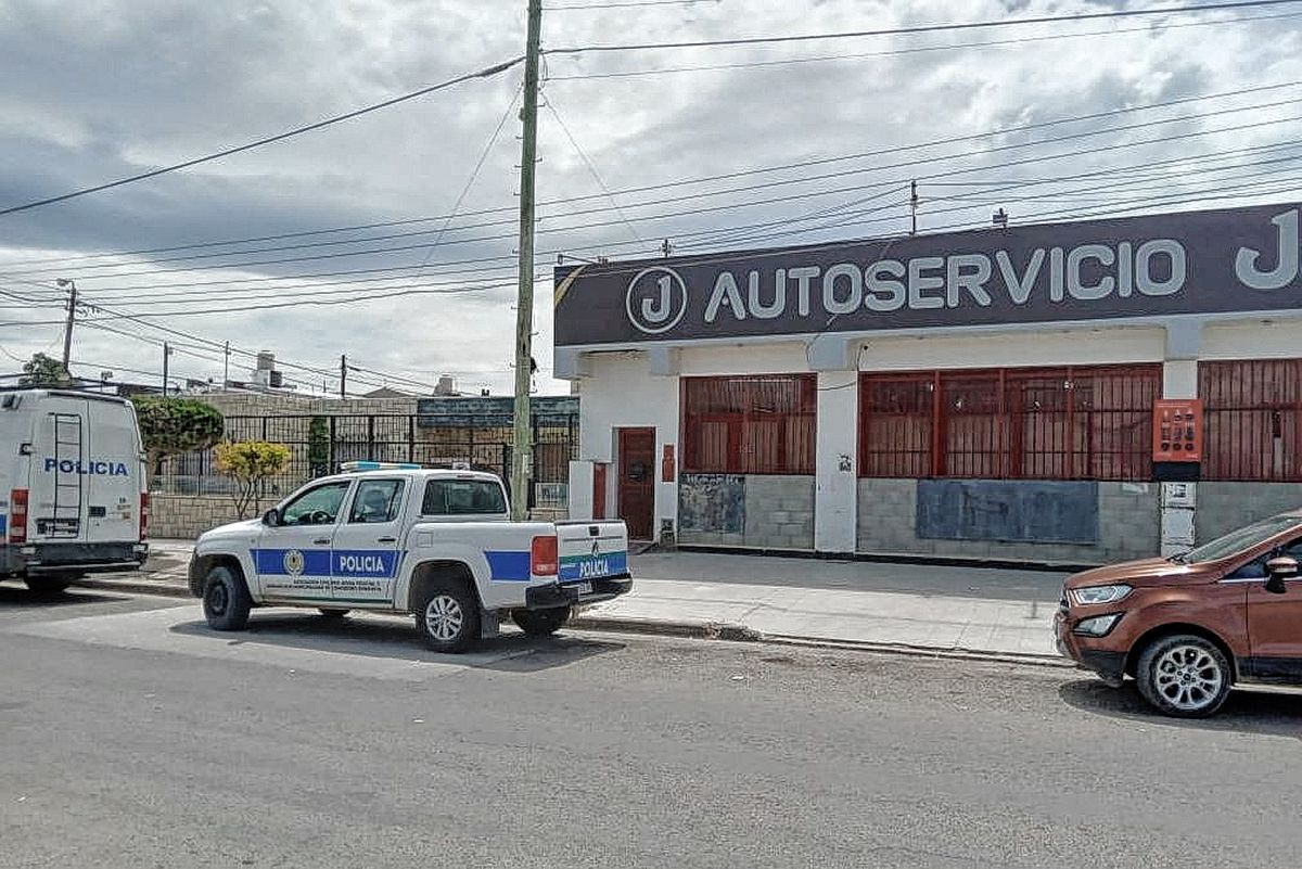 Intentaron robar en su comercio y expulsó a los ladrones con tiros al aire