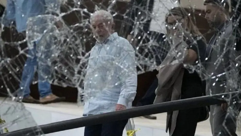 Lula da Silva visitó las instalaciones destrozadas en Brasilia por los bolsonaristas