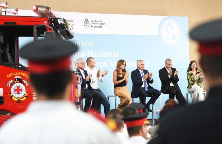 Alberto Fernández lanzó el Seguro Nacional de Bomberos Voluntarios