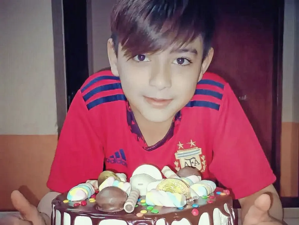 Bingo a beneficio de Miguel: tiene 12 años y cada seis meses debe viajar a Buenos Aires para su seguimiento médico