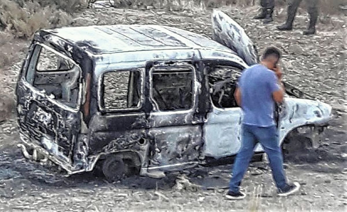 Hallaron quemada a Citroën Berlingo robada en vísperas de “Reyes” en barrio de Trelew