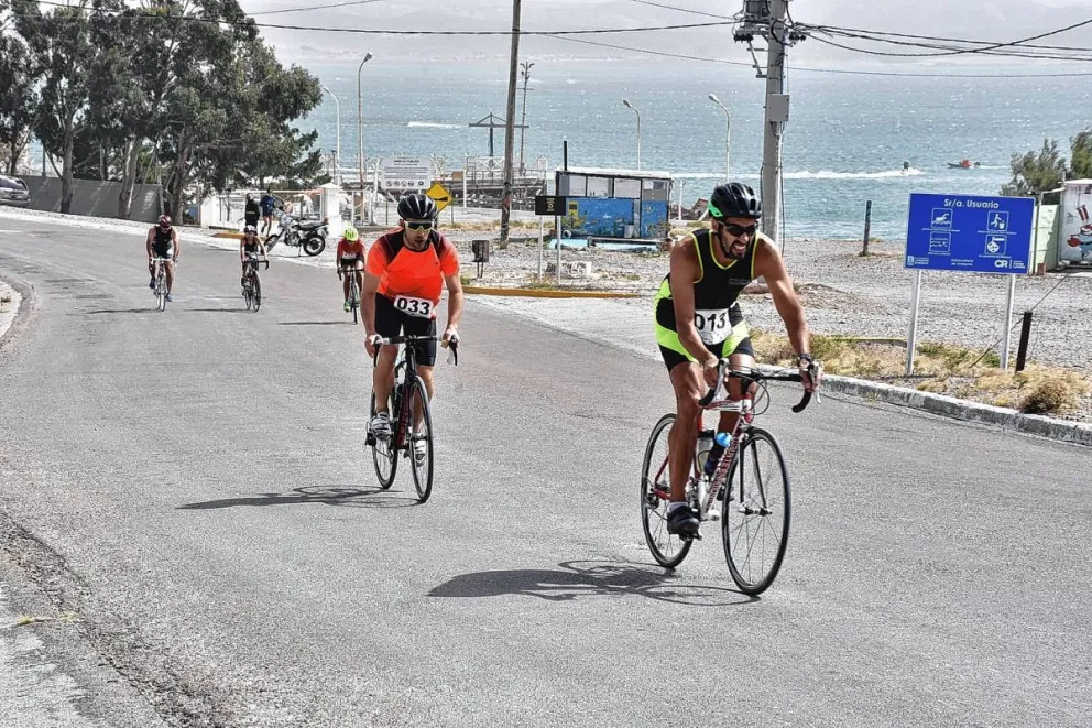 Triatlón: Campeonato Patagónico y 3ra fecha del Provincial en Caleta Córdova