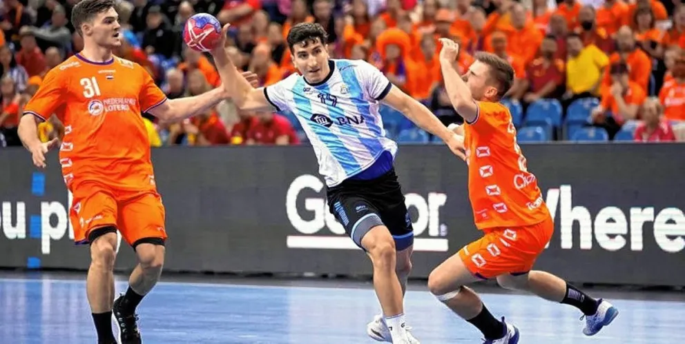 “Los Gladiadores” perdieron con Países Bajos en su debut en el Mundial de Handball de Polonia-Suecia