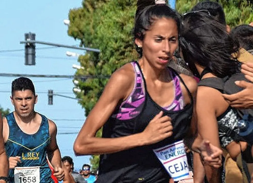 Karen Cejas, de Nicanor Otamendi, en la línea de largada