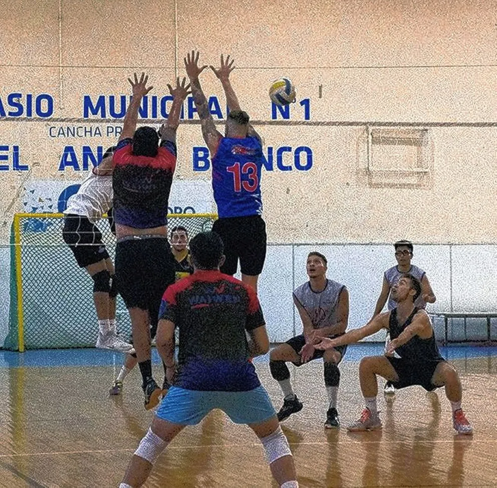 Voleibol: Waiwen partió rumbo a Rosario