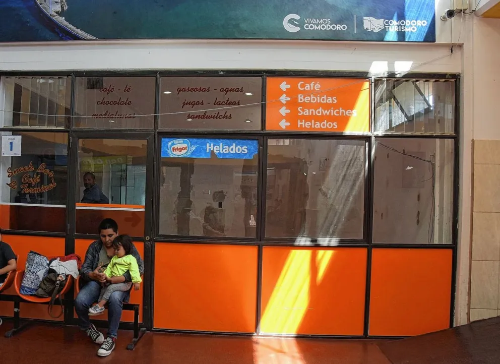 En un mes se habilitará el servicio de “snack-bar” en la Terminal de Comodoro